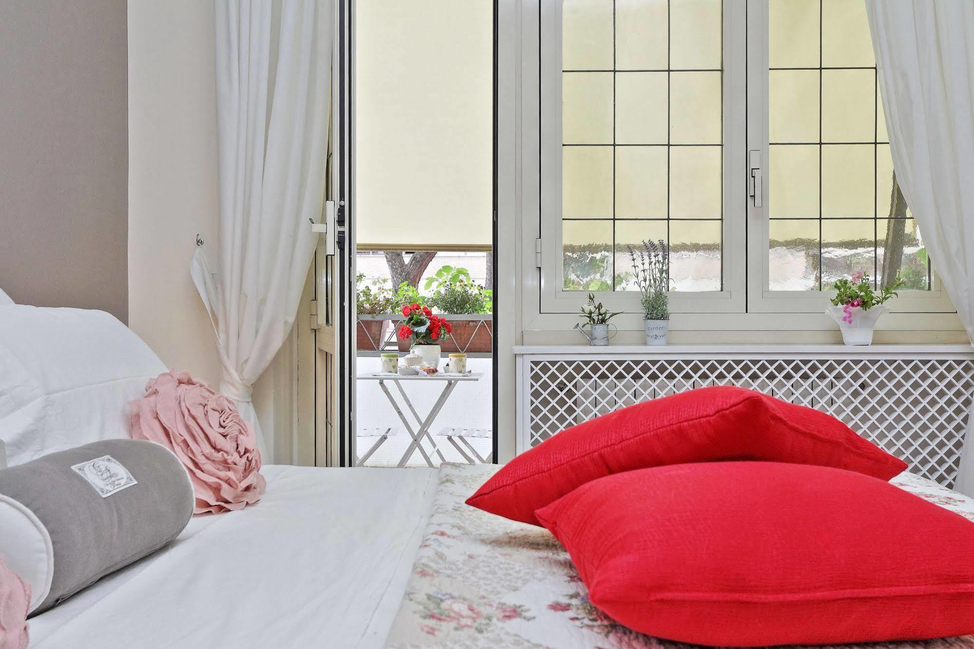 San Pietro Stazione Guesthouse Rom Eksteriør billede
