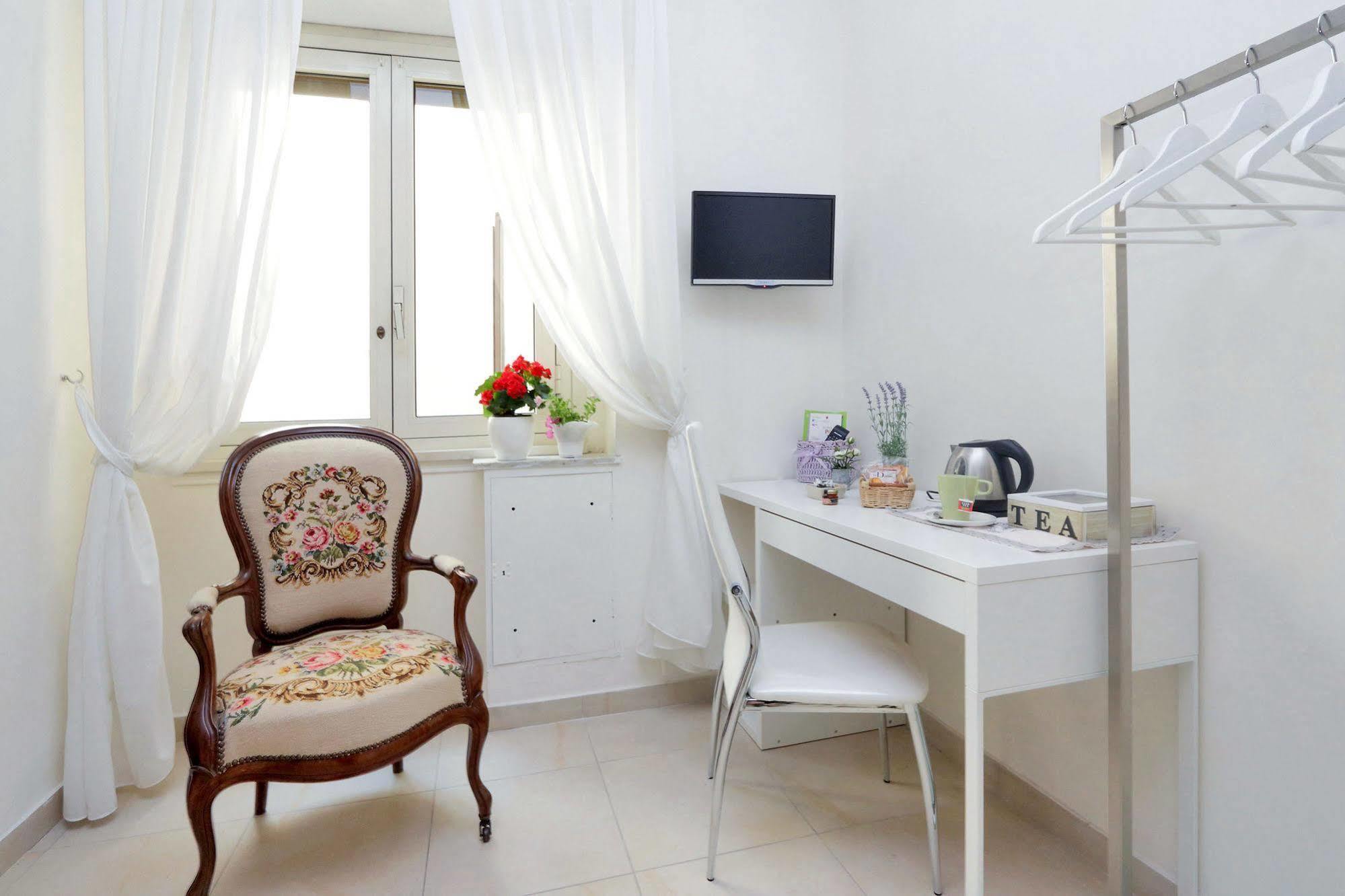 San Pietro Stazione Guesthouse Rom Eksteriør billede