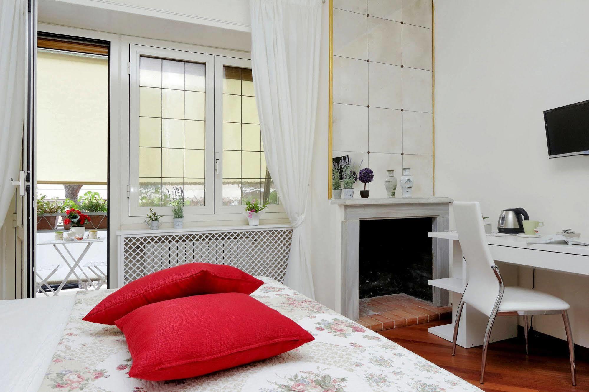 San Pietro Stazione Guesthouse Rom Eksteriør billede